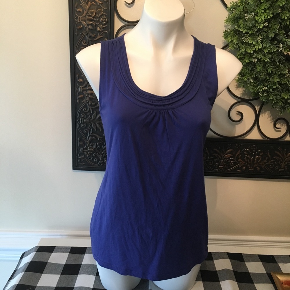 Ann Taylor Loft sleeveless top size medium